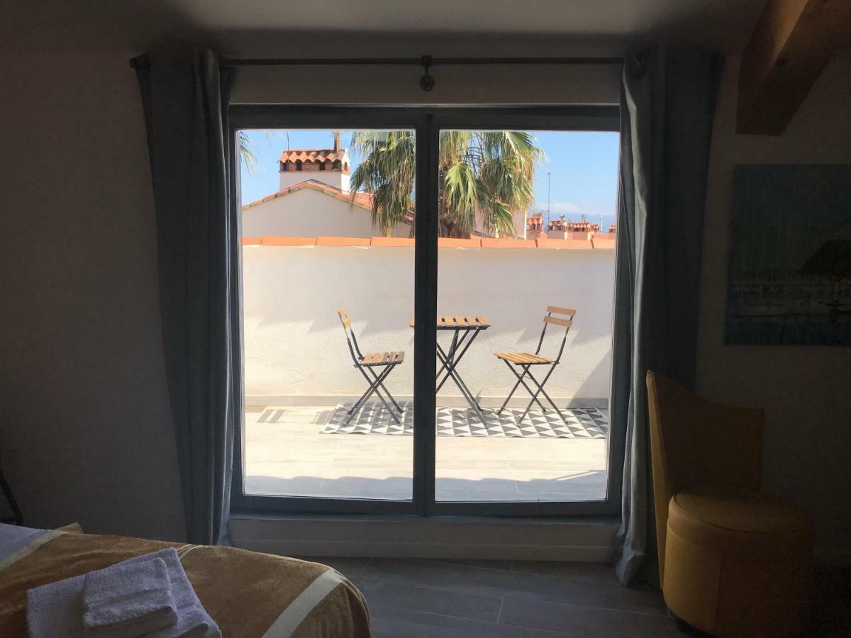 Les Chambres D'Agatha Sanary-sur-Mer Exterior foto